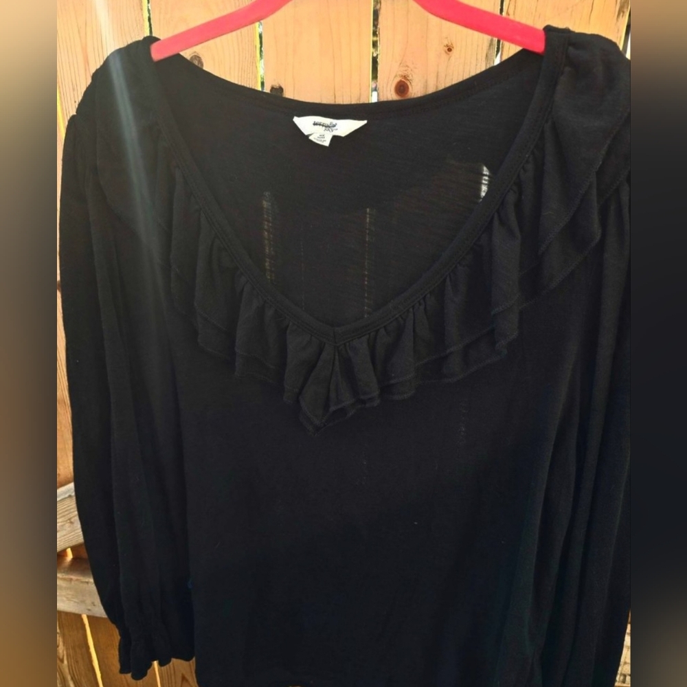 Gorgeous Long Sleeve Ruffled Black Lightweight Tee From Terra & Sky, New,Size 4X